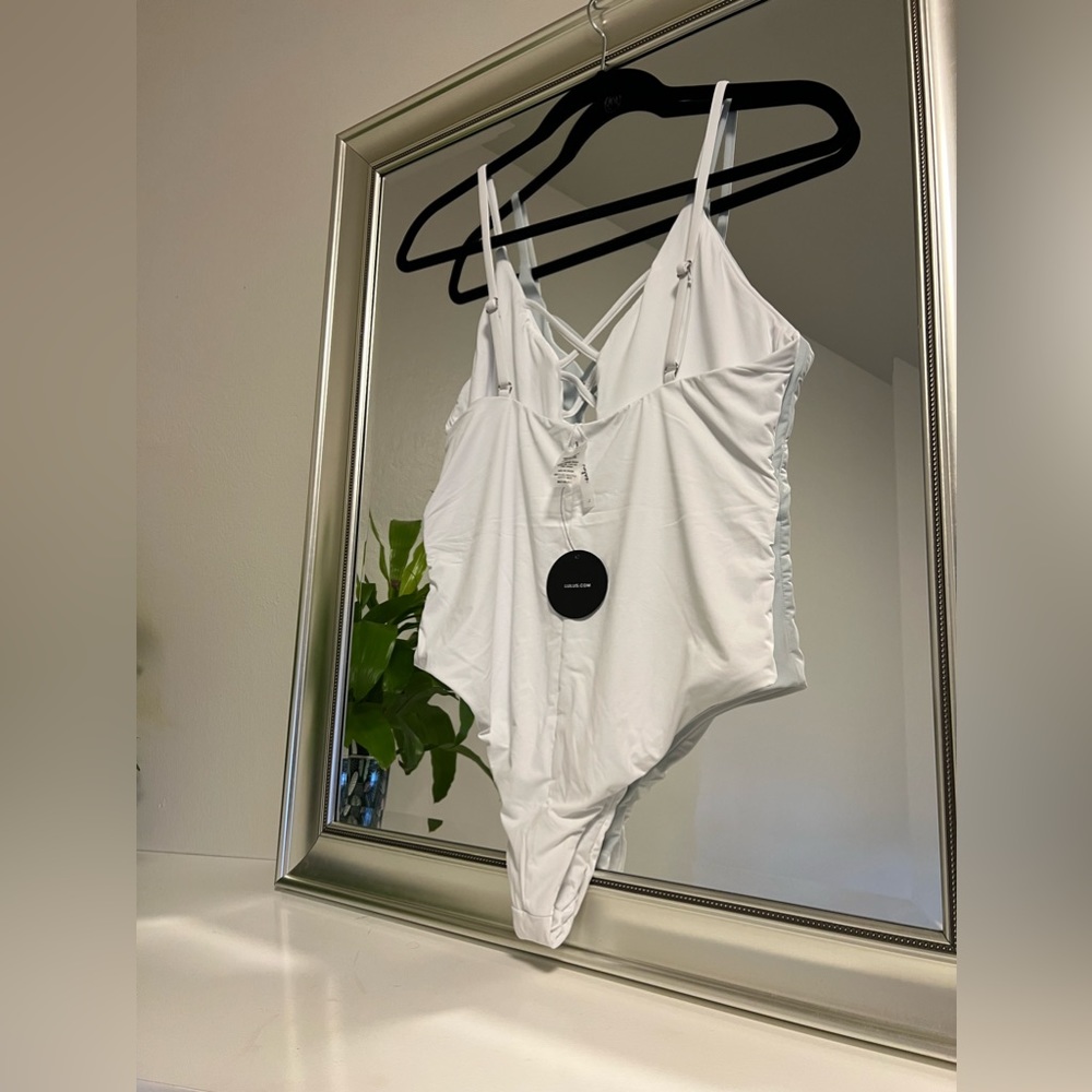 Brand new Lulus swimsuit with tags